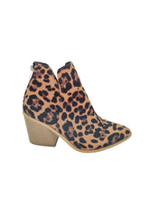Load image into Gallery viewer, Steph Ankle Cut Block Heel Boots - Leopard